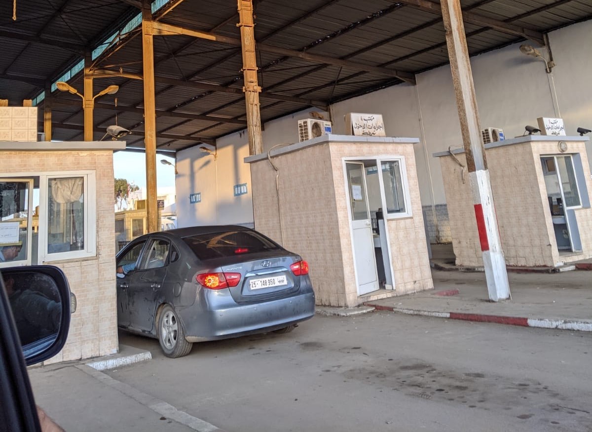 Libya-Tunisia border crossing (Ahmed Gatnash)