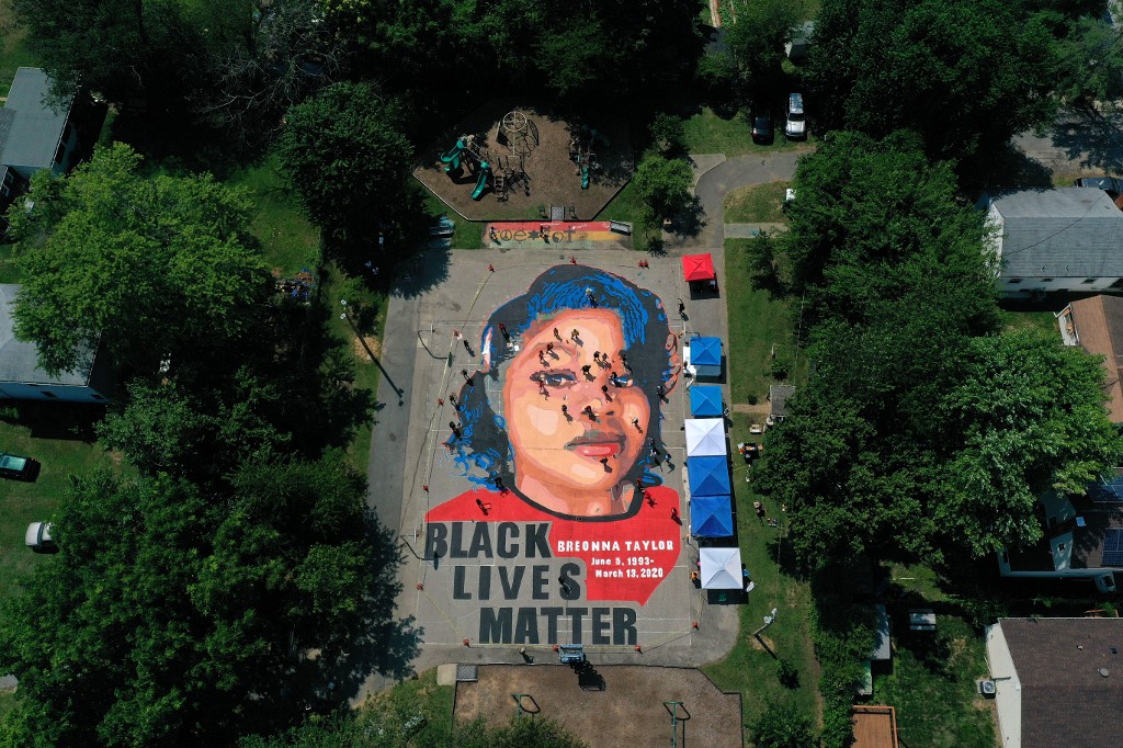 A ground mural depicts Breonna Taylor in Annapolis, Maryland, on 5 July (AFP)