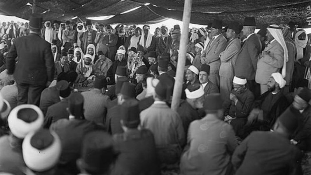 Le mufti de Jérusalem et d’autres délégués au Congrès islamique mondial de 1931 (Bibliothèque du Congrès)