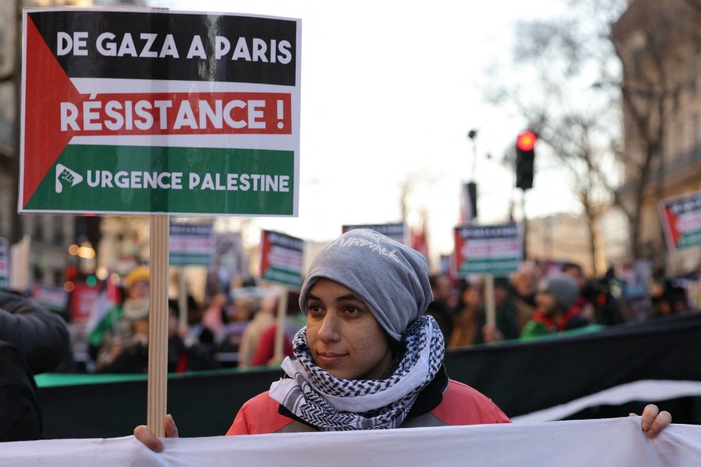 Manifestation pour un cessez-le-feu dans le conflit Israël-Palestine, le 17 décembre à Paris (AFP/Thomas Samson)